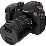 Panasonic Lumix DC-GH5M2 + H-ES12060, Cámara digital negro