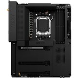 NZXT N7-B65XT-B1, Placa base negro