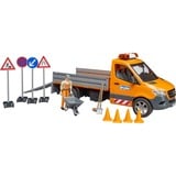 bruder 02677, Automóvil de construcción naranja