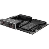 MSI 7E17-001R, Placa base negro