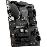 MSI 7D88-001R, Placa base negro